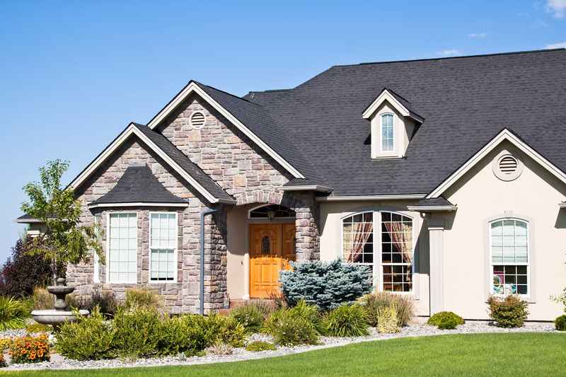 asphalt shingle roof lifespan in Orinda