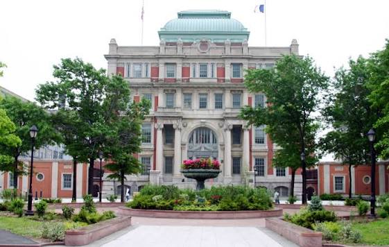 Courthouse Square in Redwood City, CA